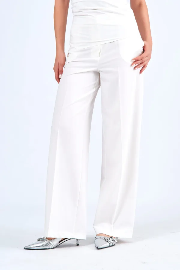 031429 STRAIGHT LEG TROUSERS WITH SIDE POCKETS
