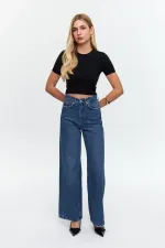 Basic Bisiklet Yaka Kısa Kollu Kadın Crop Tişört