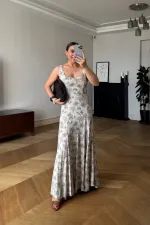 Robe longue en lin à motifs floraux