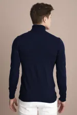 Pull col roulé basique en maille bleu marine mélangé pour homme Pull col roulé basique en maille bleu marine mélangé pour homme