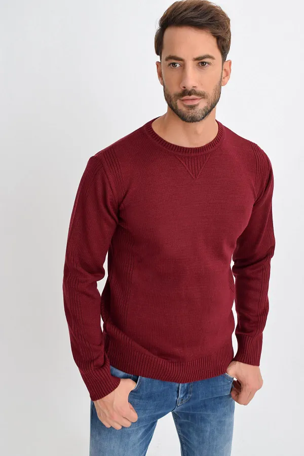 Pull basique en maille bordeaux à col ras du cou pour homme Pull basique en maille bordeaux à col ras du cou pour homme