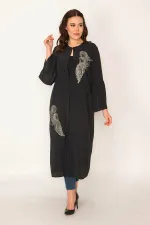 Women's Black Applique Detailed Single Hook Closure Cape 65N34502