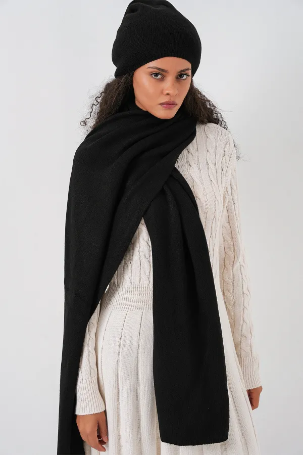 Écharpe et bonnet tricotés pour femme 15939 - Noir Écharpe et bonnet tricotés pour femme 15939 - Noir