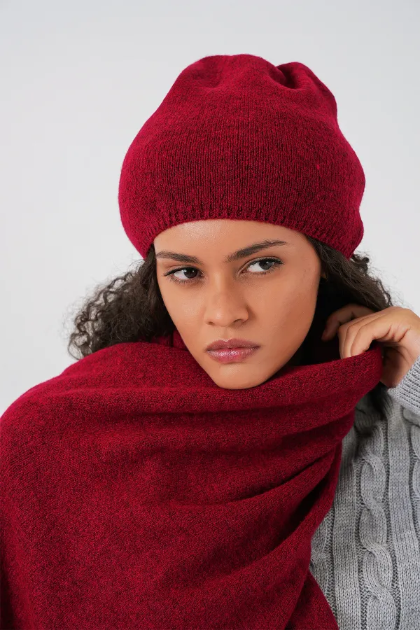 Écharpe et béret tricotés pour femme 15939 - Rouge bordeaux Écharpe et béret tricotés pour femme 15939 - Rouge bordeaux