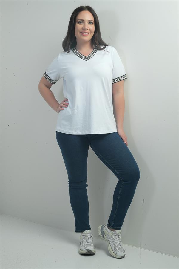 Kadın Yüksek Bel Boru Paça Likralı Büyük Beden Kot Pantolon