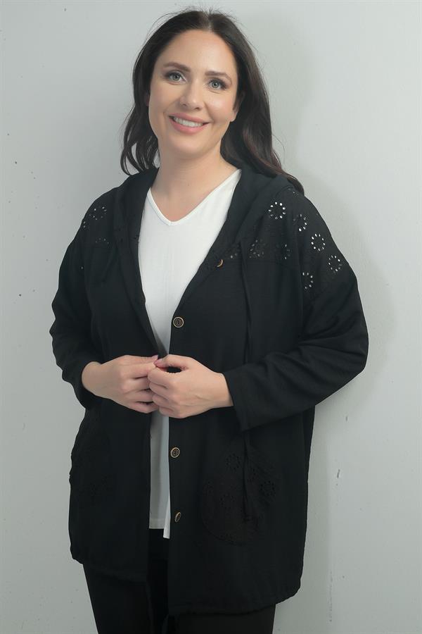 Kadın Kapüşonlu Önü Düğmeli Cepli Fistolu Büyük Beden Hırka Kadın Kapüşonlu Önü Düğmeli Cepli Fistolu Büyük Beden Hırka