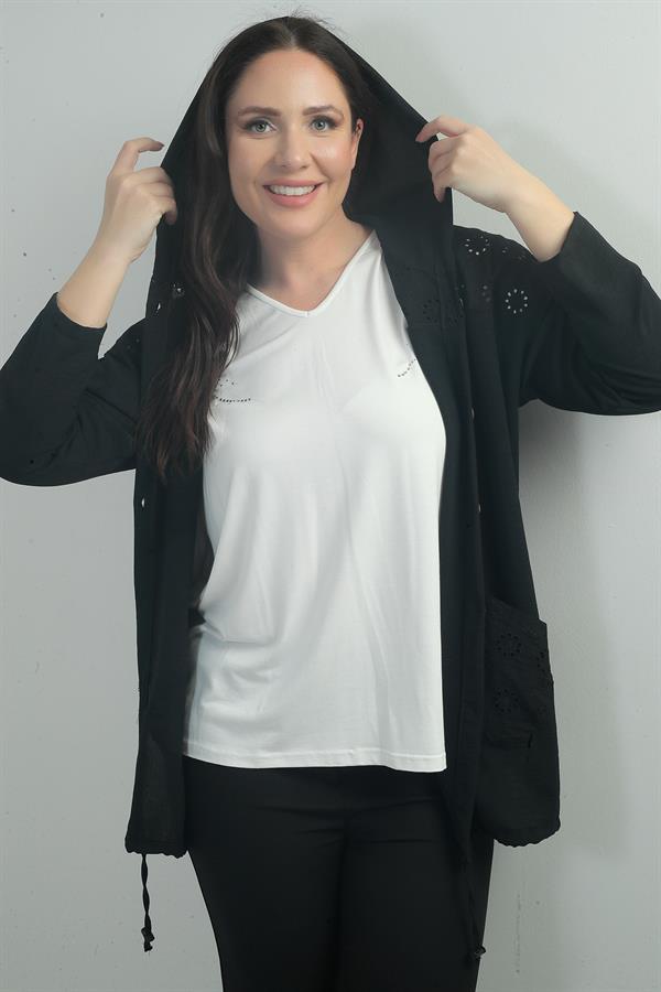 Kadın Kapüşonlu Önü Düğmeli Cepli Fistolu Büyük Beden Hırka Kadın Kapüşonlu Önü Düğmeli Cepli Fistolu Büyük Beden Hırka