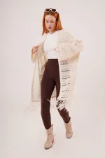 Delikli Geçişli Püskül Detay Uzun Triko Toptan Krem Hırka