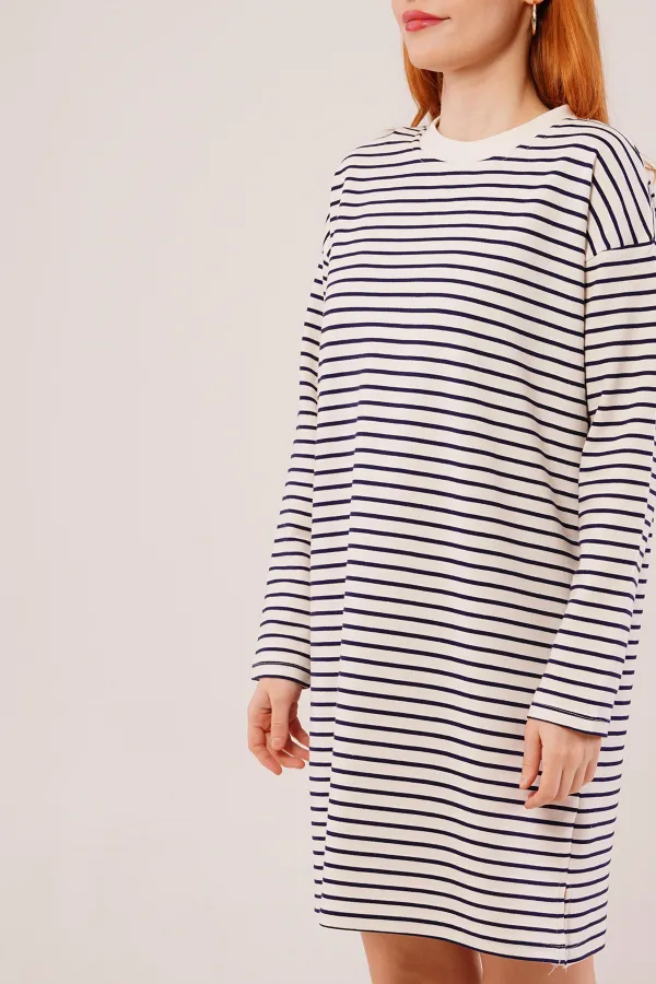 Sweat-shirt ample rayé bleu marine en gros
