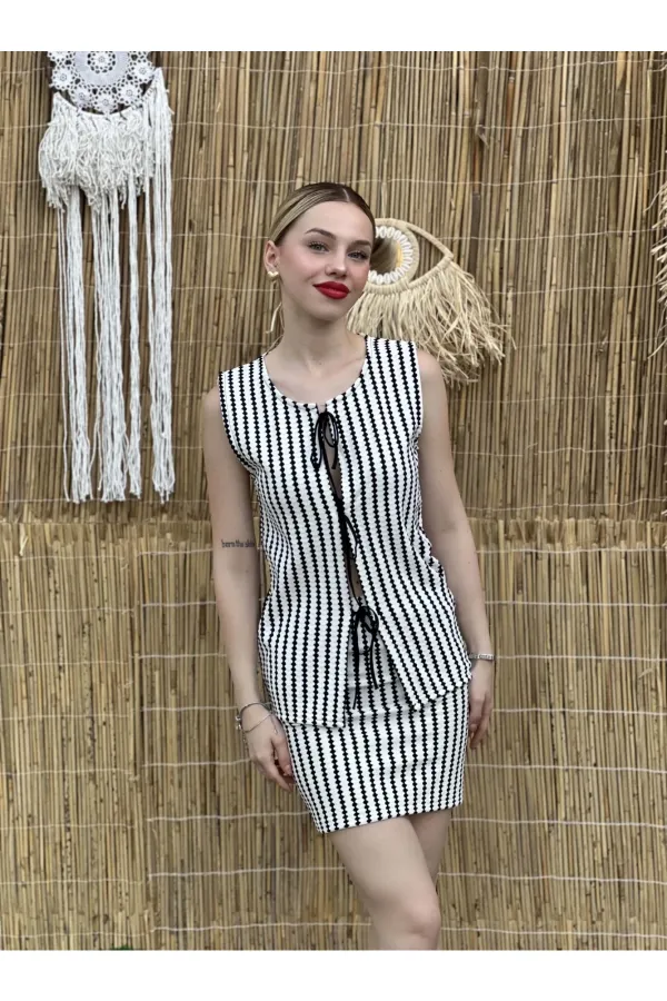 Ensemble chemisier et jupe en tricot à rayures noires et blanches pour femme HZL24S-ZK10271