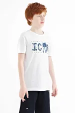 Tommylife Toptan O Yaka Standart Kalıp Erkek Çocuk T-Shirt 11118 Beyaz