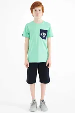 Tommylife Toptan O Yaka Standart Kalıp Nakışlı Erkek Çocuk T-Shirt 11116 Su Yeşili Tommylife Toptan O Yaka Standart Kalıp Nakışlı Erkek Çocuk T-Shirt 11116 Su Yeşili