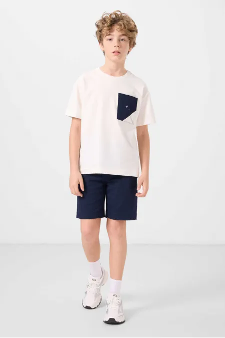 Tommylife Toptan Pamuklu Oversize Fit Dokuma Hafif Esnek Chino Erkek Çocuk Şort Takım 11278 Ekru-Lacivert Tommylife Toptan Pamuklu Oversize Fit Dokuma Hafif Esnek Chino Erkek Çocuk Şort Takım 11278 Ekru-Lacivert