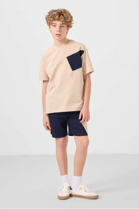 Tommylife Toptan Pamuklu Oversize Fit Dokuma Hafif Esnek Chino Erkek Çocuk Şort Takım 11275 Bej-Lacivert Tommylife Toptan Pamuklu Oversize Fit Dokuma Hafif Esnek Chino Erkek Çocuk Şort Takım 11275 Bej-Lacivert
