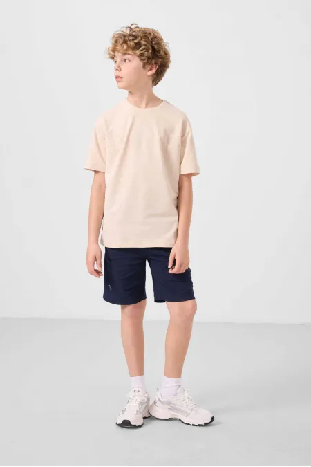 Tommylife Toptan Pamuklu Oversize Fit Dokuma Hafif Esnek Chino Erkek Çocuk Şort Takım 11277 Bej-Lacivert Tommylife Toptan Pamuklu Oversize Fit Dokuma Hafif Esnek Chino Erkek Çocuk Şort Takım 11277 Bej-Lacivert
