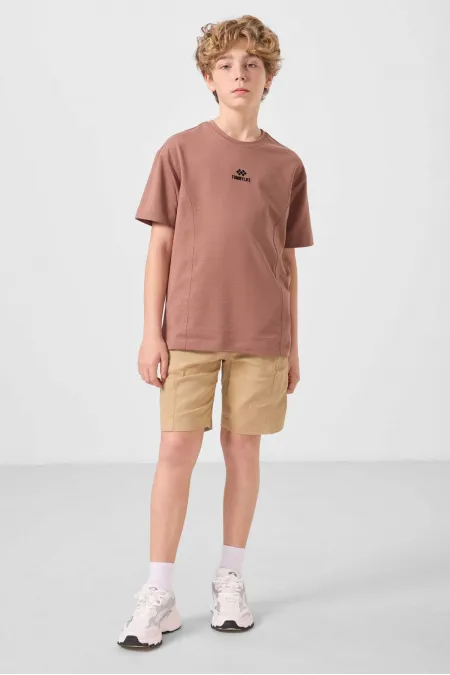 Tommylife Toptan Pamuklu Oversize Fit Dokuma Hafif Esnek Chino Erkek Çocuk Şort Takım 11276 Tarçın-Koyu Bej Tommylife Toptan Pamuklu Oversize Fit Dokuma Hafif Esnek Chino Erkek Çocuk Şort Takım 11276 Tarçın-Koyu Bej