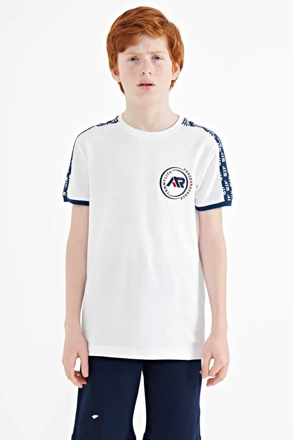 Tommylife Toptan O Yaka Standart Kalıp Baskılı Erkek Çocuk T-Shirt 11121 Beyaz Tommylife Toptan O Yaka Standart Kalıp Baskılı Erkek Çocuk T-Shirt 11121 Beyaz