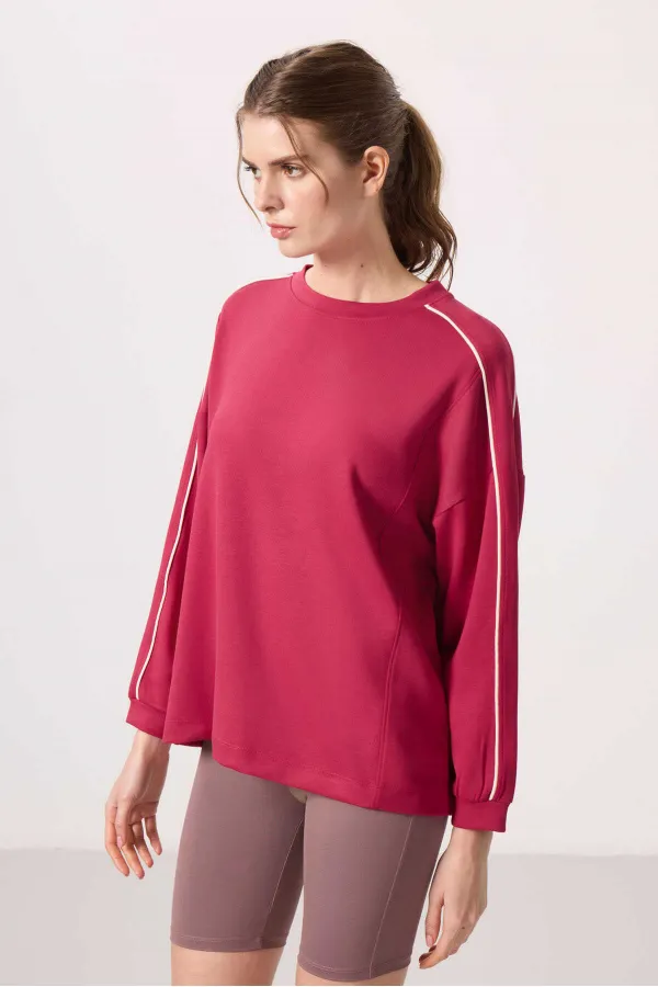 Tommylife Toptan Yumuşak Dokulu O Yaka Oversize Kadın Tunik Sweatshirt - 97303 Viva Kırmızı