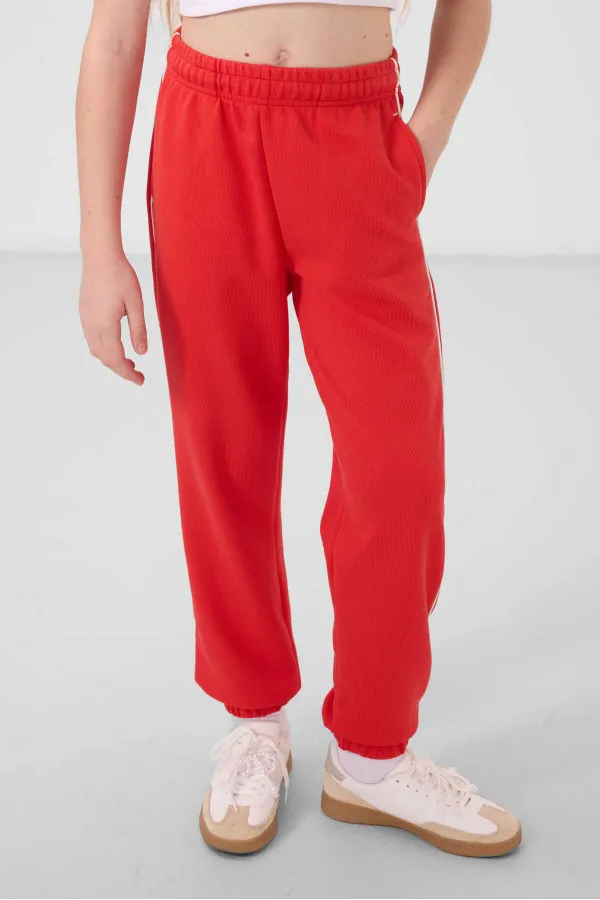 Tommylife Toptan O Yaka Baskılı Lastik Paçalı Standart Fit Kız Çocuk Eşofman Takım 75186 Ekru Fiesta Tommylife Toptan O Yaka Baskılı Lastik Paçalı Standart Fit Kız Çocuk Eşofman Takım 75186 Ekru Fiesta