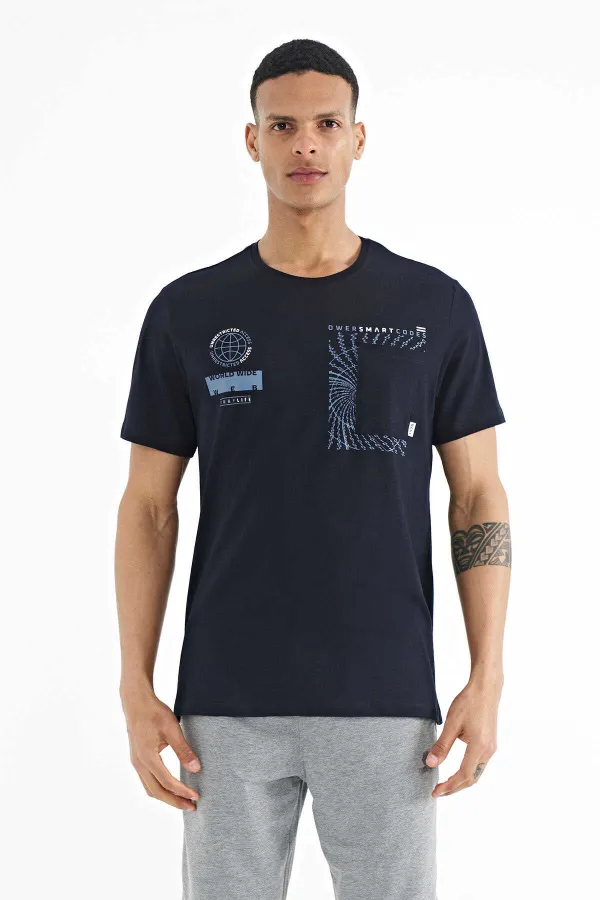 Tommylife Toptan Lacivert Cep Detaylı Baskılı O Yaka Erkek T-Shirt - 88184