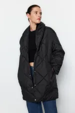 Black Oversize Quilted Puffer Coat TWOAW22MO0069